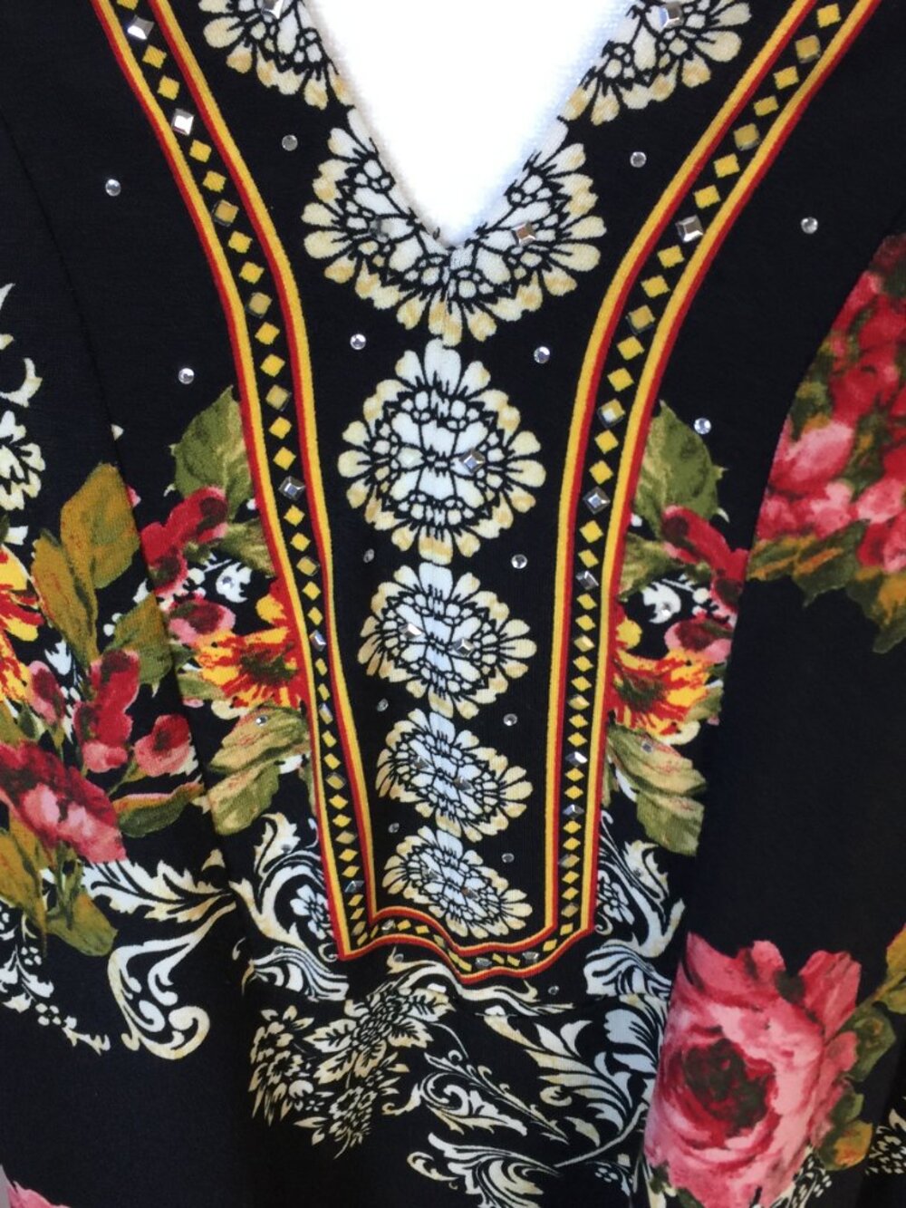 JM Collection Blouse Tunic Top Sz 2X Womans Plus Black Floral V-neck 3/4 Sleeve - Picture 6 of 14
